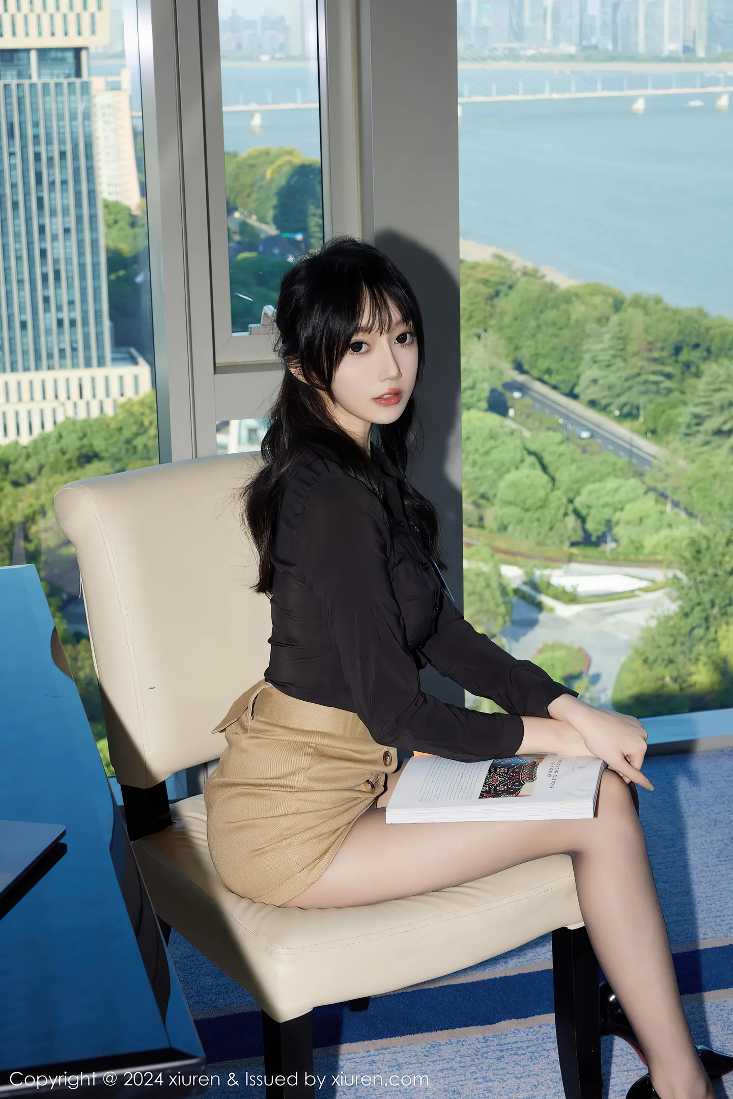 图片[2]-[XiuRen秀人网] VOL.9309 模特玥儿玥er性感黑色情趣服饰配开档黑丝秀曼妙身姿诱惑写真72P-秀人网官方网站